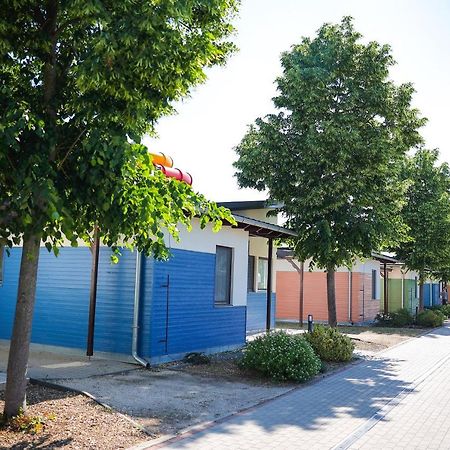 Barack Thermal & Natura Apartments Tiszakécske Exterior foto